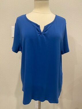 Classic Blue Short-Sleeve Split-Neck Top XXL